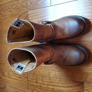 Frye 8R Engineer Boots